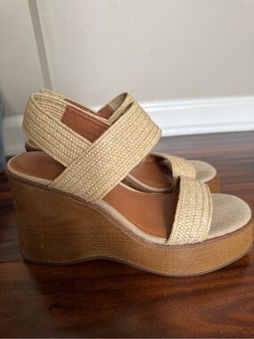 Lucky Brand Woven Natural Tan Platform Sandals